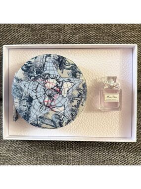 Dior DIOR AROUND THE WORLD GIFT SET JEWELRY BOX + mini dabber Authentic New